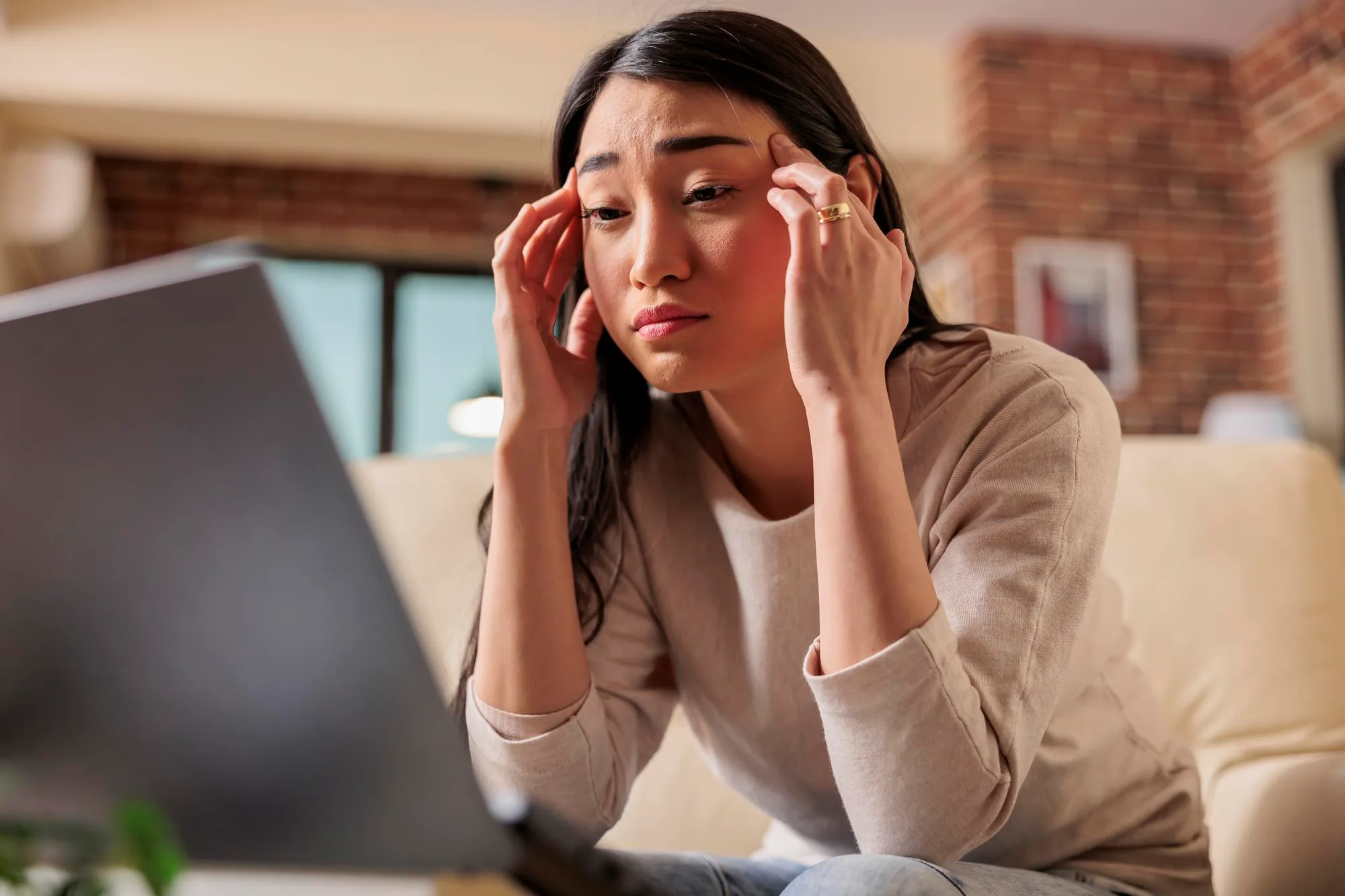 Sign 4: Headaches During or After Close Work