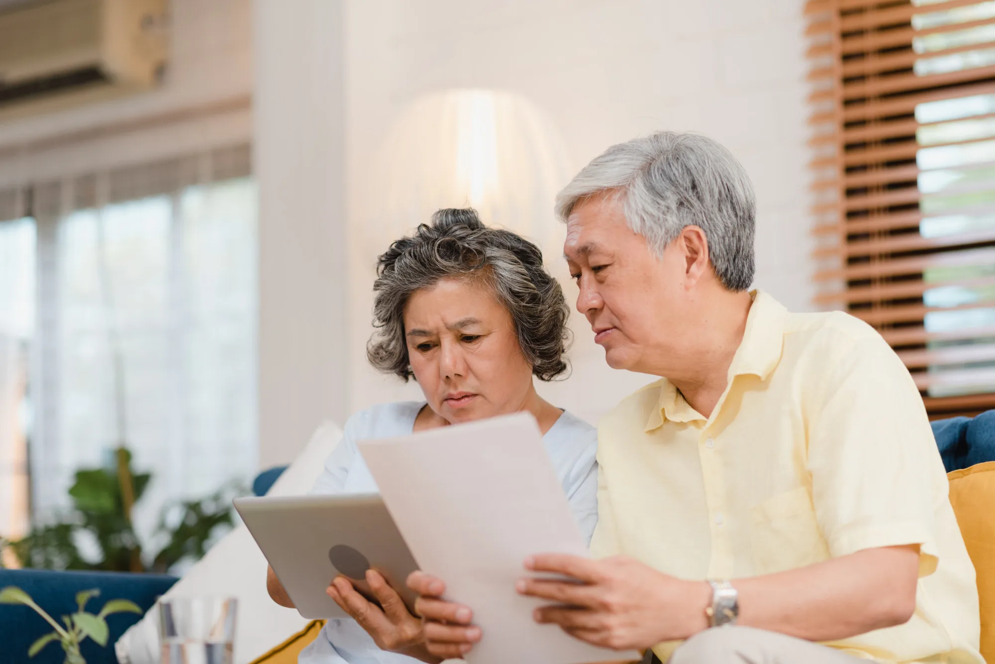 Choosing Between Reading Glasses and RLE